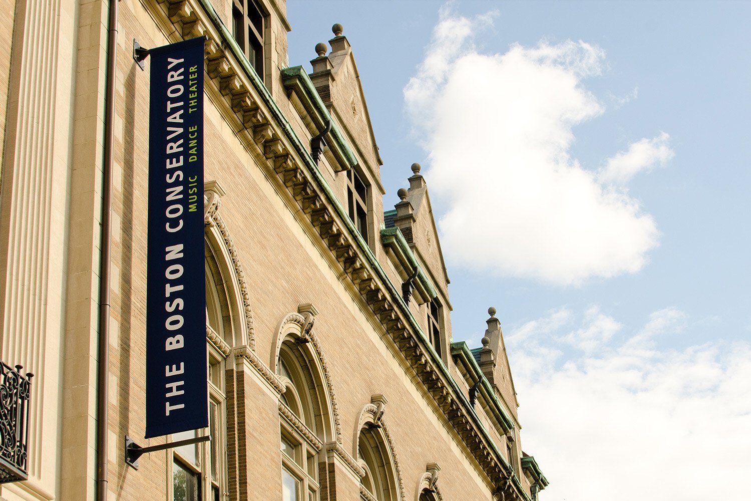 BoCon_Building-Banners2